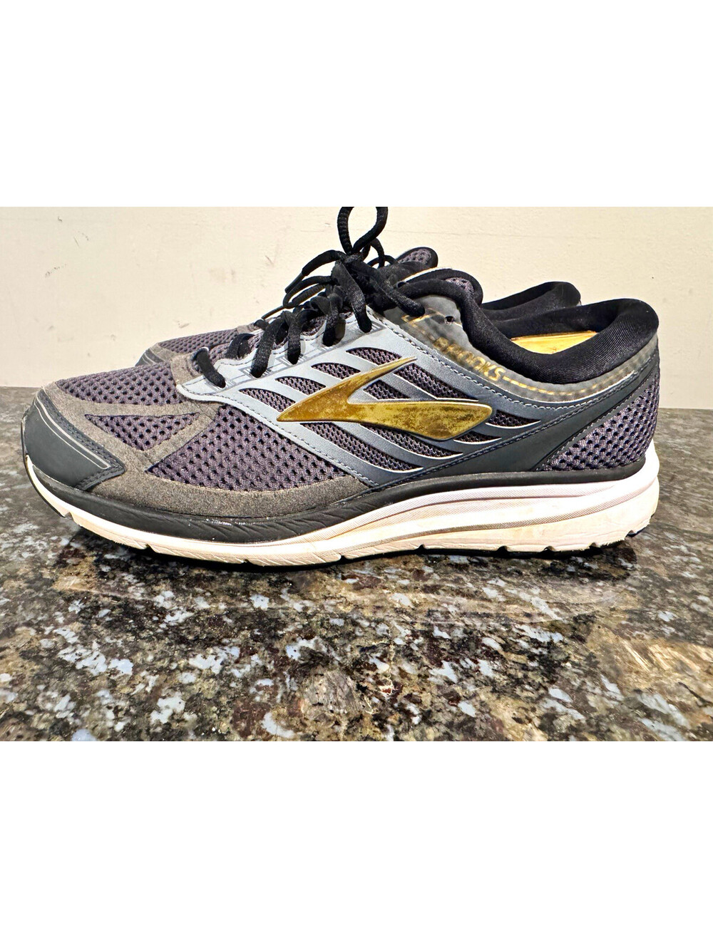 Brooks Addiction 13 Running Shoes Men's Sz 12.5 Extra Wide (4E) 1102614E091